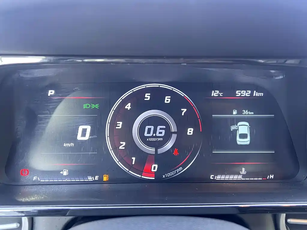 Hyundai Elantra — миниатюра 10