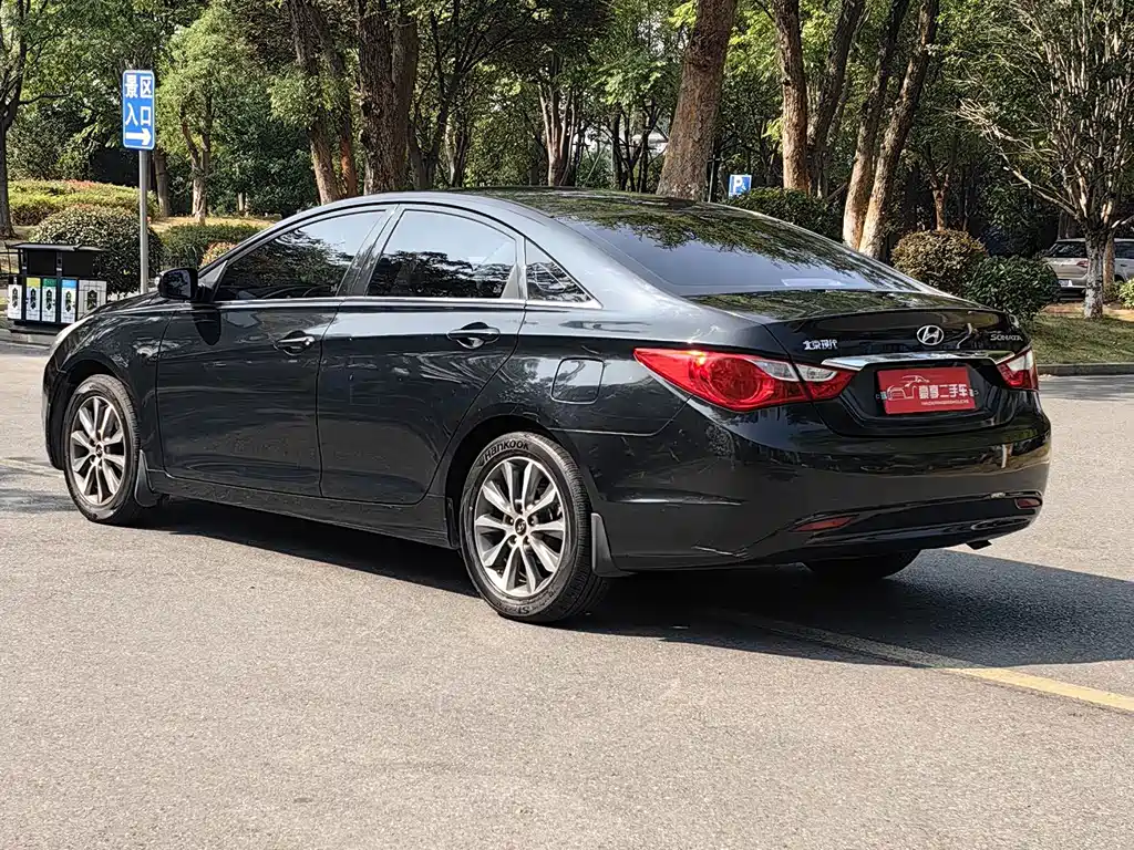 Hyundai Sonata — миниатюра 11