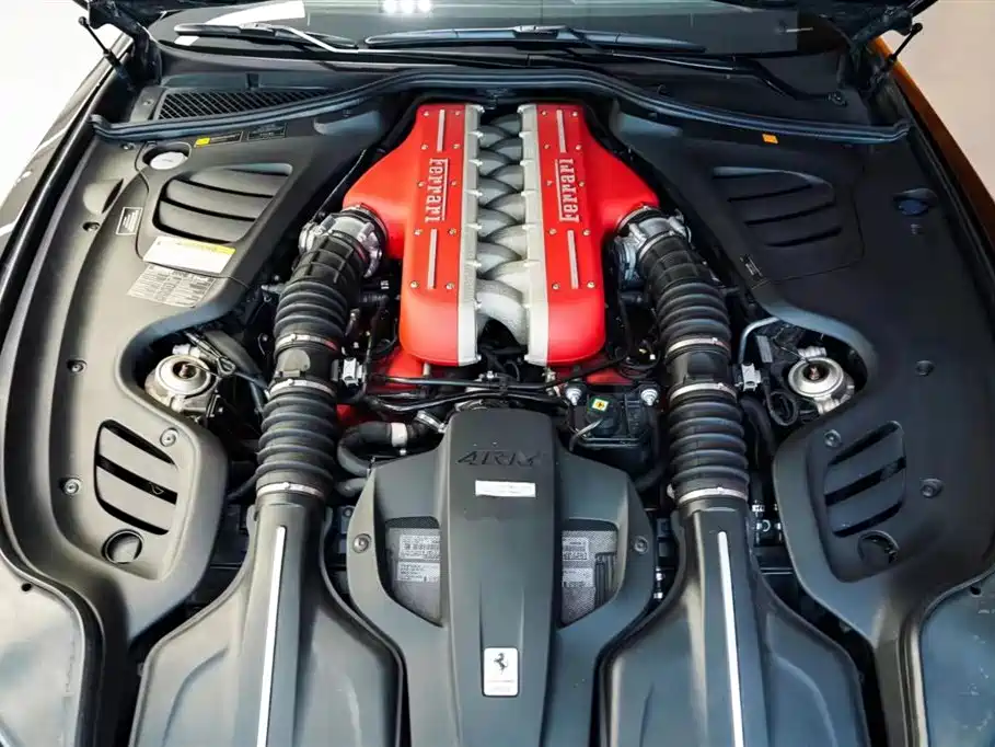 Ferrari GTC4Lusso 2016 6.3L V12