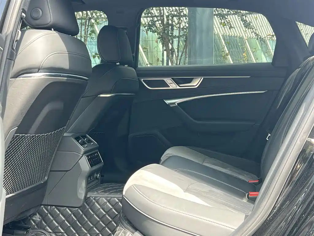 Audi A6L — миниатюра 7