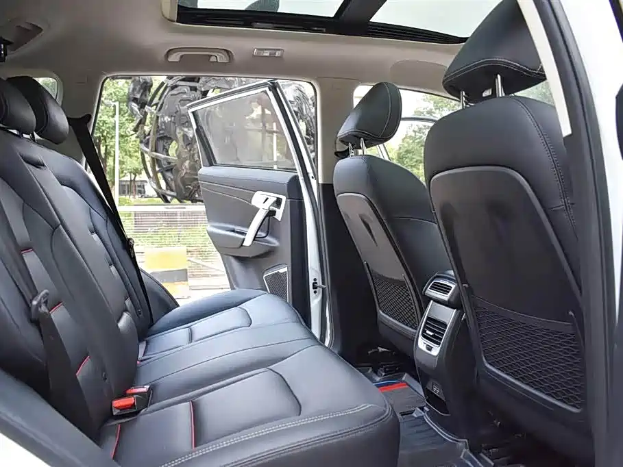 GEELY AUTOMOBILE BOYUE