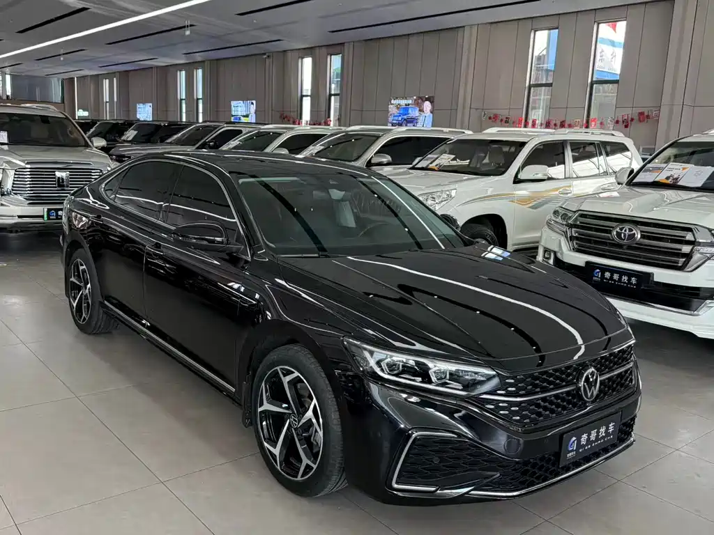 Volkswagen Passat 2022