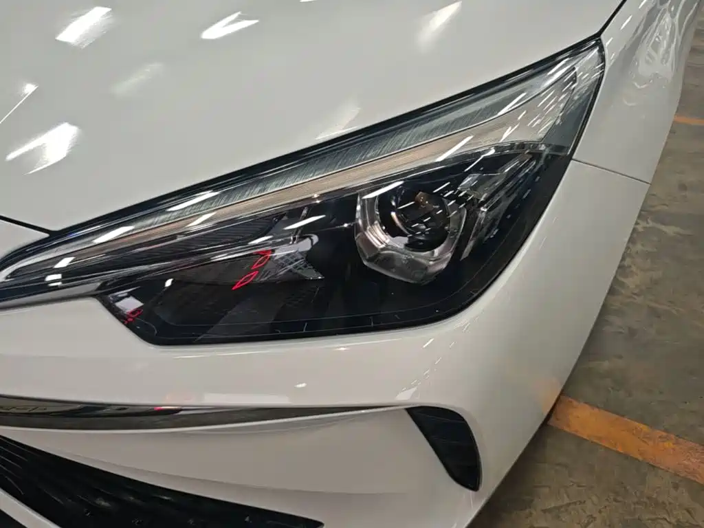 Roewe i5 — миниатюра 24