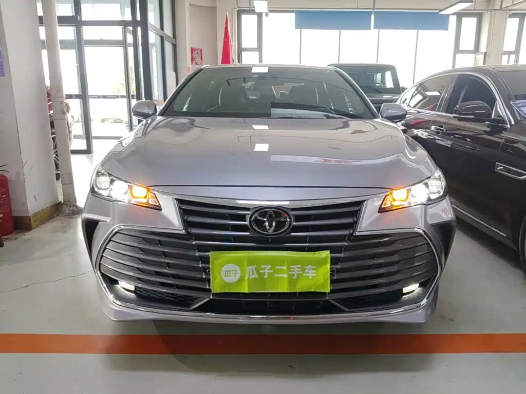 Toyota Avalon — миниатюра 3