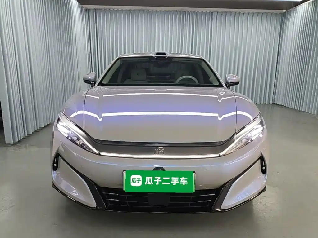 BYD Хань Ли — миниатюра 3