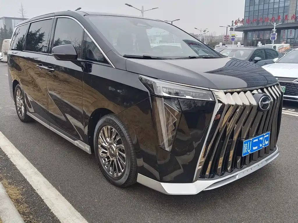 GAC TRUMPCHI M8