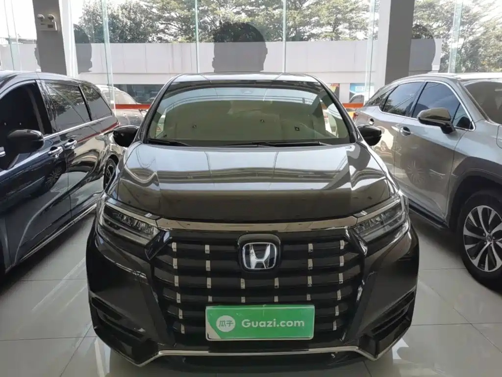 Honda Elysion — миниатюра 3
