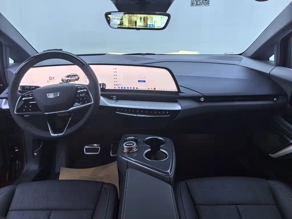 Cadillac IQ — миниатюра 10