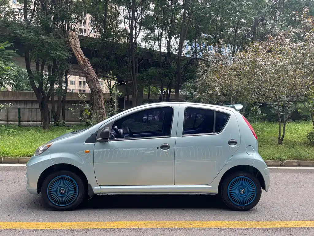 BYD F0 — миниатюра 4