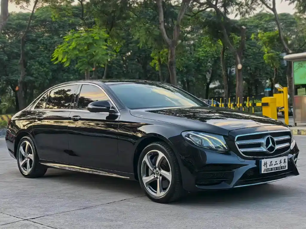 Mercedes-Benz E-Class — миниатюра 3