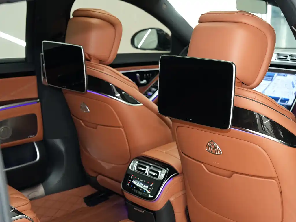 Mercedes-Benz S-Class — миниатюра 11