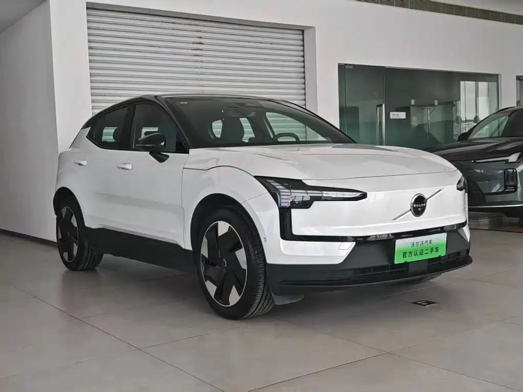 Volvo EX30 — миниатюра 3