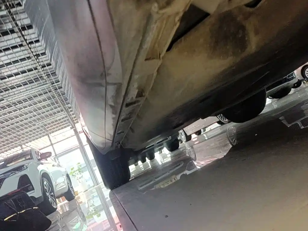 Jaguar E-PACE — миниатюра 21