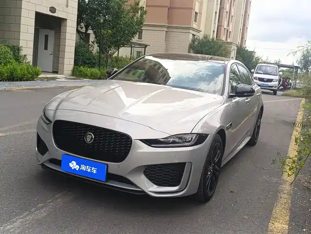 JAGUAR  XEL 2025