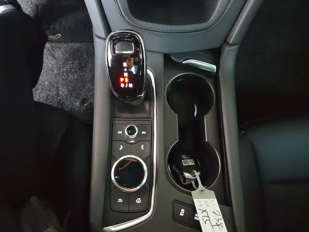 Cadillac XT5 — миниатюра 14