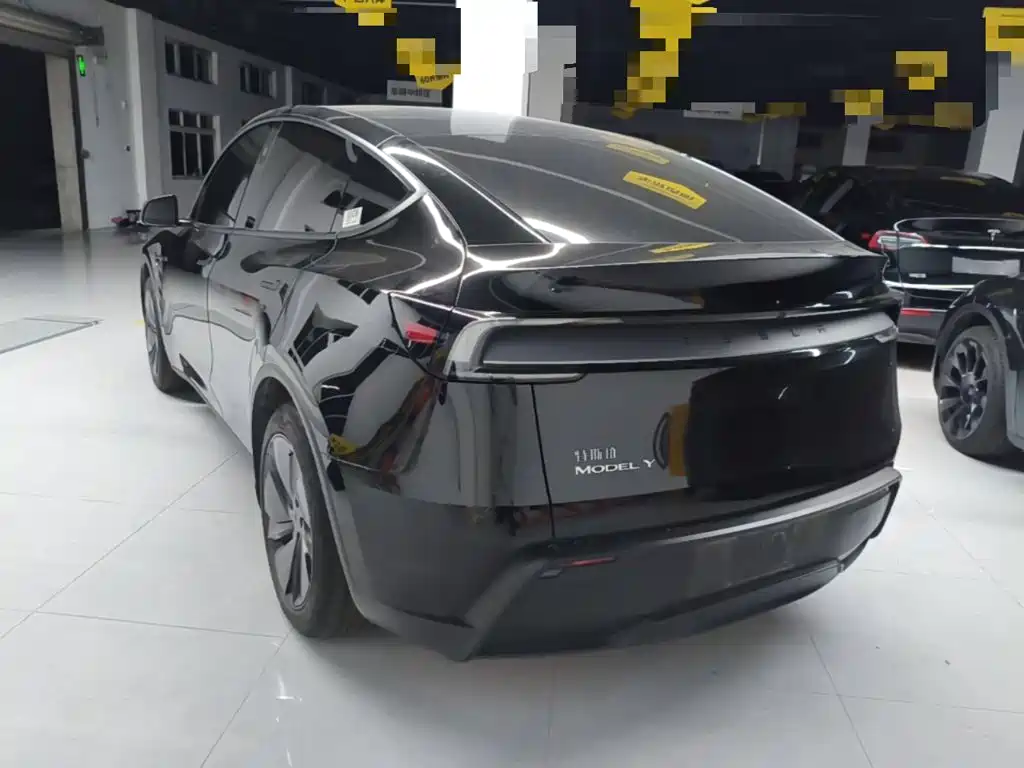 Tesla Model Y — фотографии объявления, Фото 6