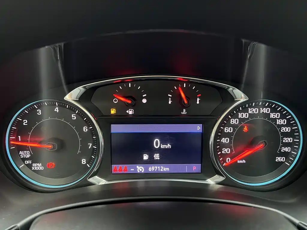 Chevrolet Equinox — миниатюра 10