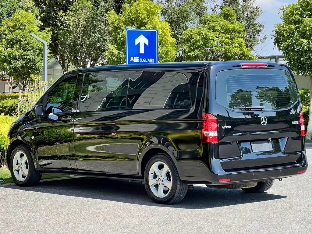 Mercedes-Benz Vito — миниатюра 6