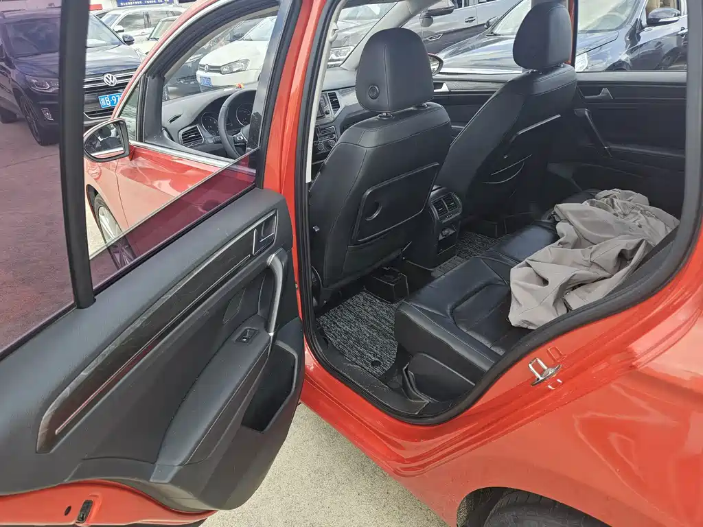 Volkswagen Golf Sportsvan — миниатюра 6