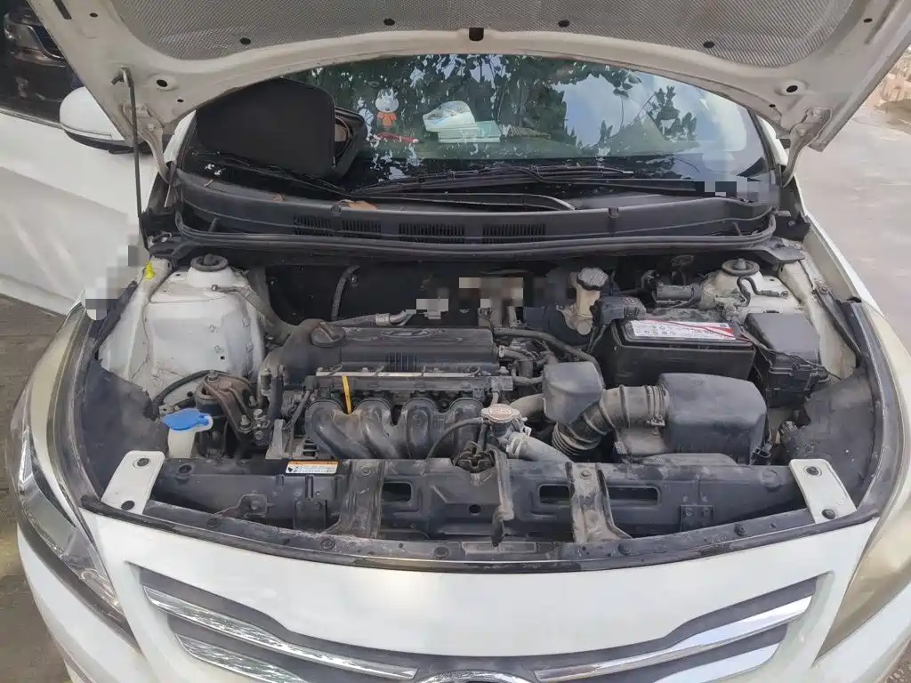 Hyundai Verna — миниатюра 11