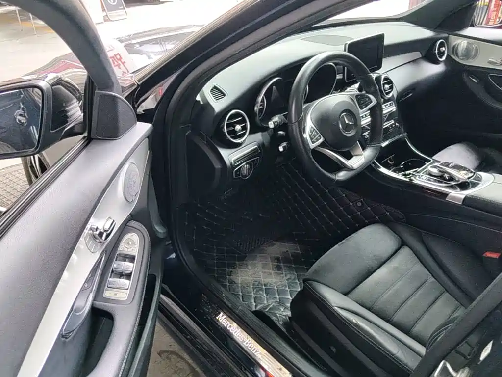 Mercedes-Benz C-Class — миниатюра 21