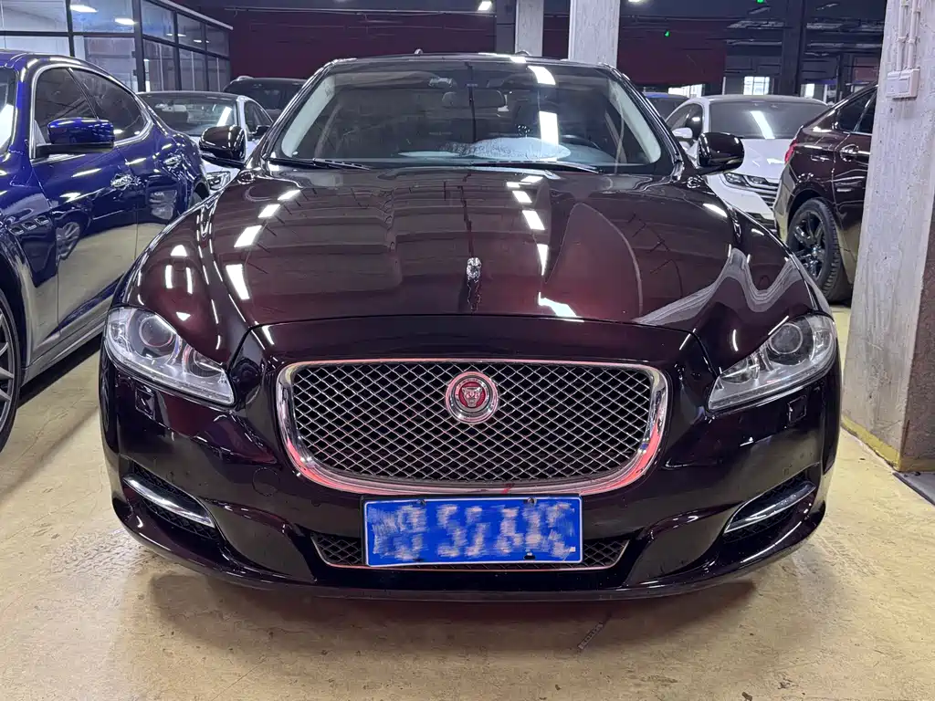 Jaguar XJ — миниатюра 2
