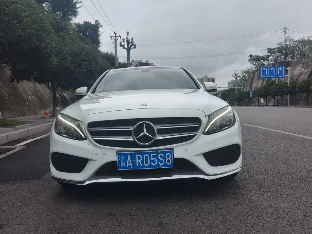 Mercedes-Benz C-Class — миниатюра 2