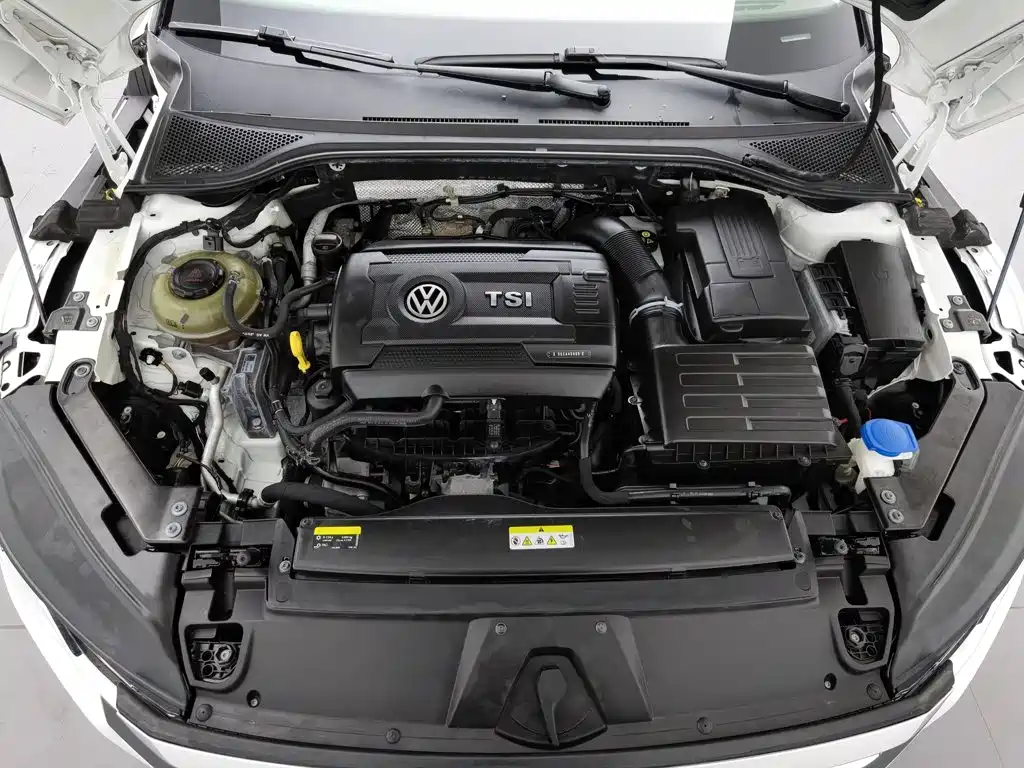 Volkswagen CC — миниатюра 6