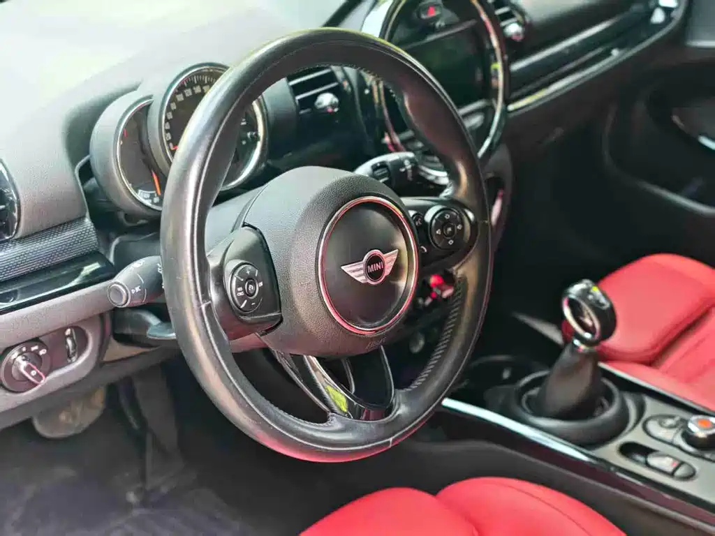 MINI Mini Clubman - фото 5