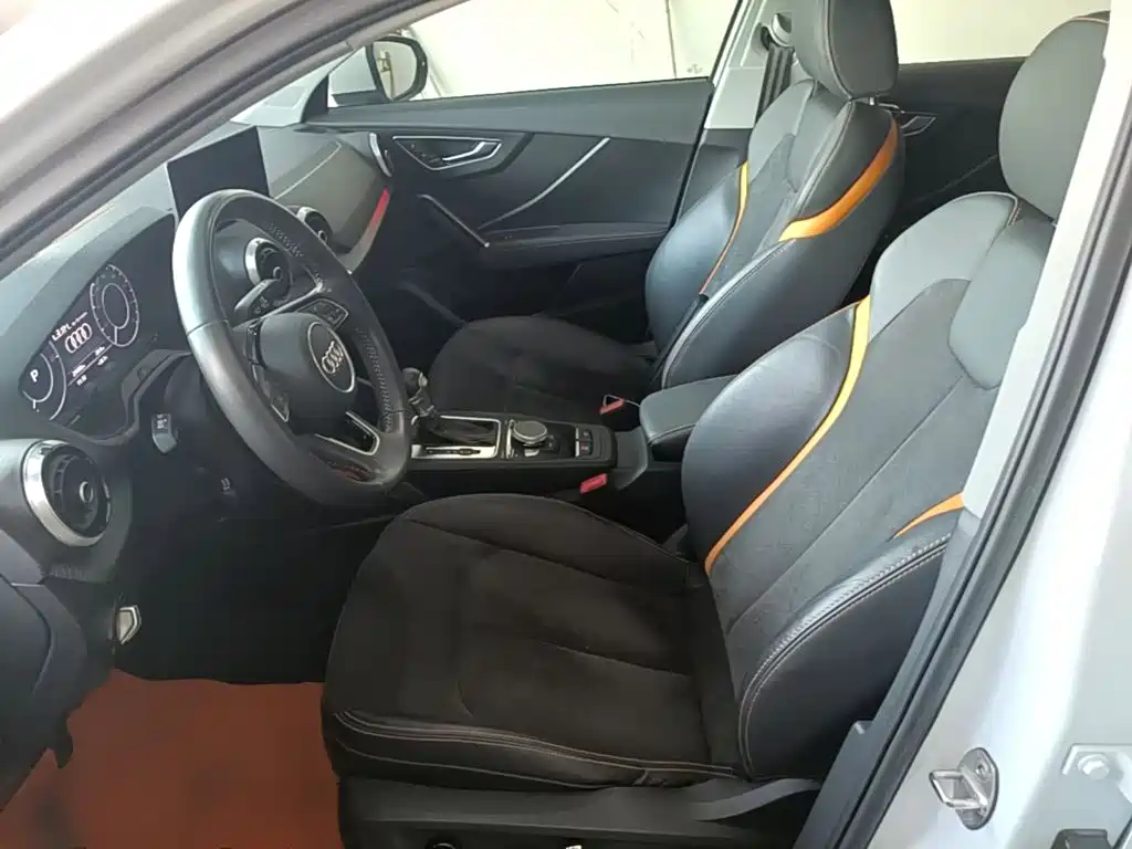Audi Q2L e-tron — миниатюра 15