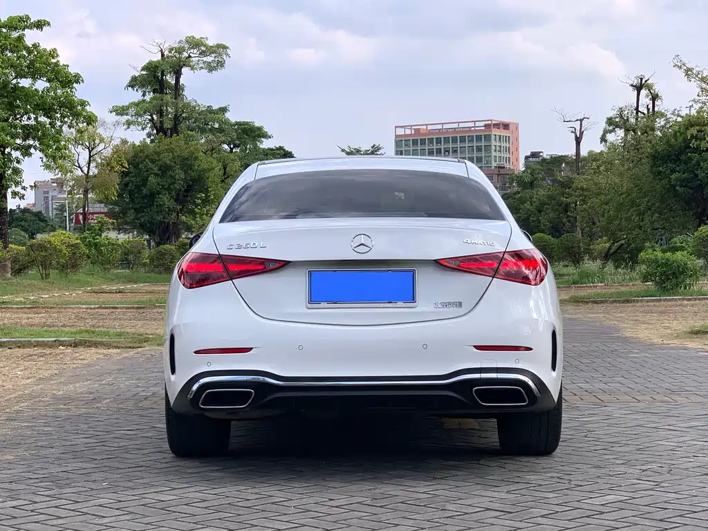 Mercedes-Benz C-Class — миниатюра 5