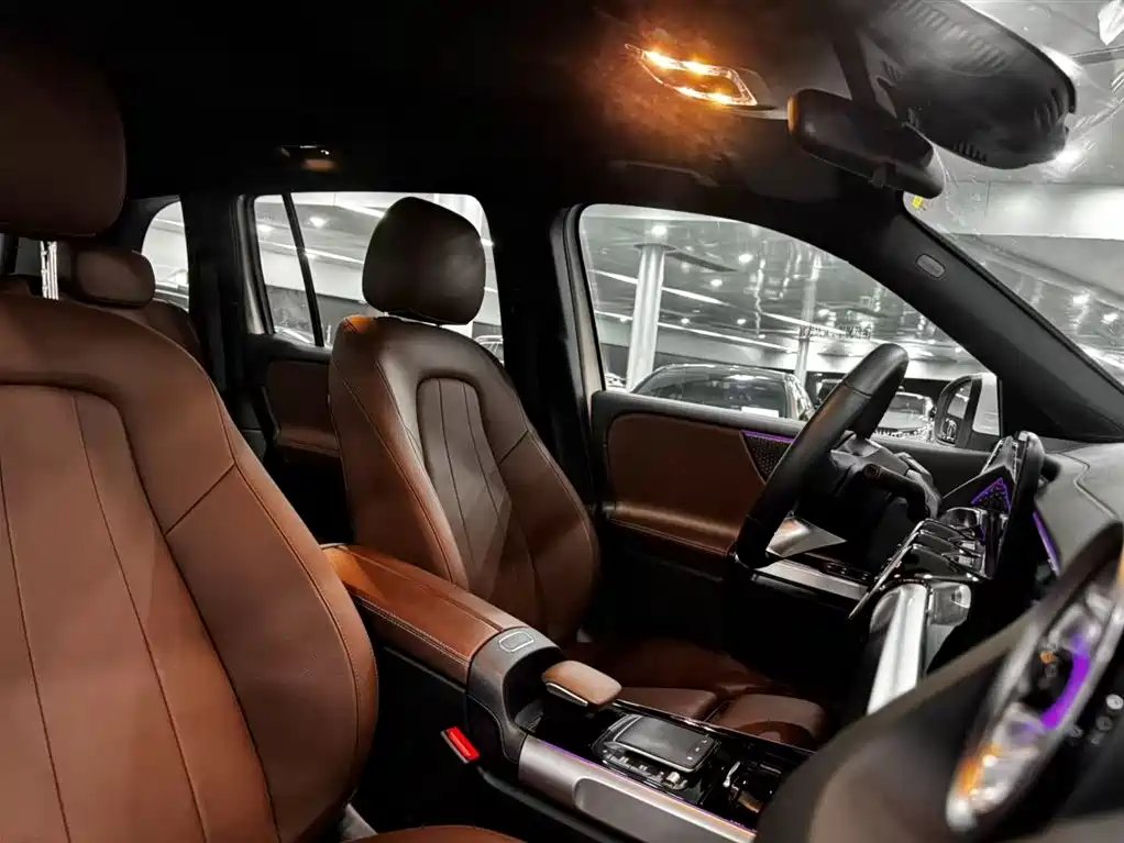Mercedes-Benz GLB — миниатюра 21