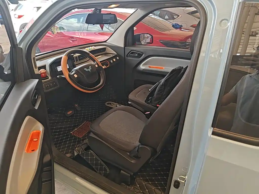 Wuling MINIEV — миниатюра 15