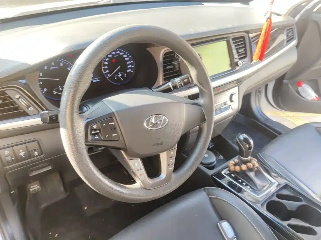 Hyundai Mistra — миниатюра 3