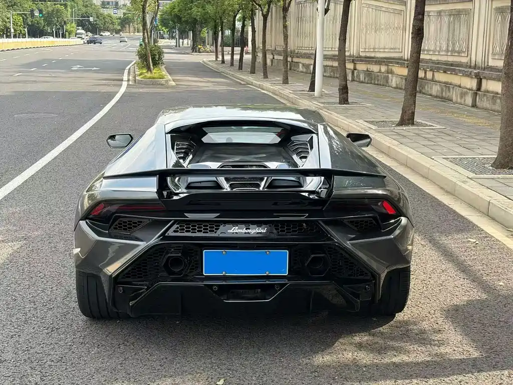 Lamborghini Huracán — миниатюра 7