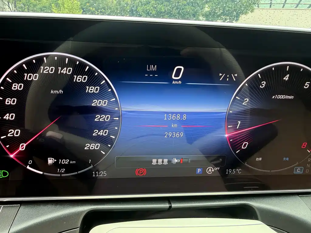Mercedes-Benz C-Class — миниатюра 23