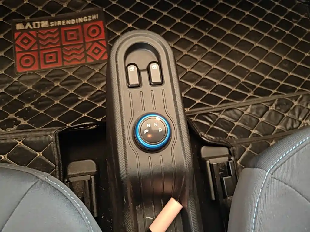 Wuling MINIEV — миниатюра 14
