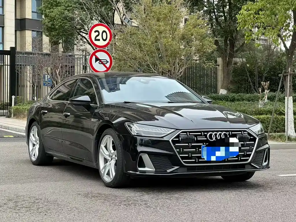 AUDI A7L