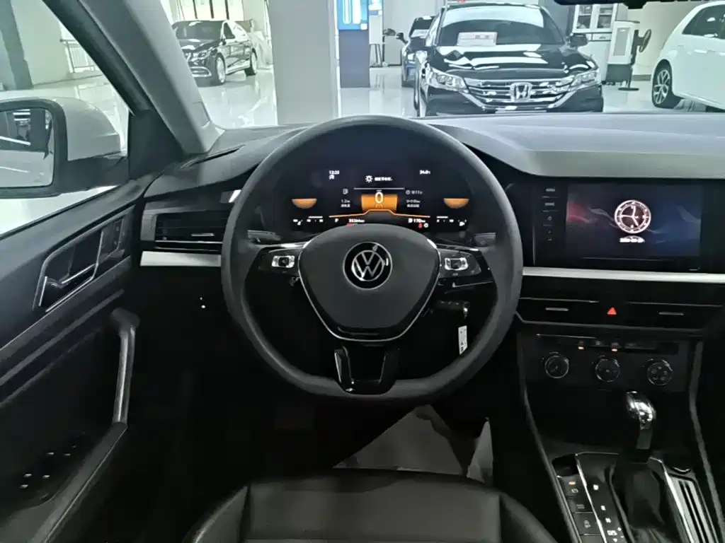 Volkswagen Lavida — миниатюра 11