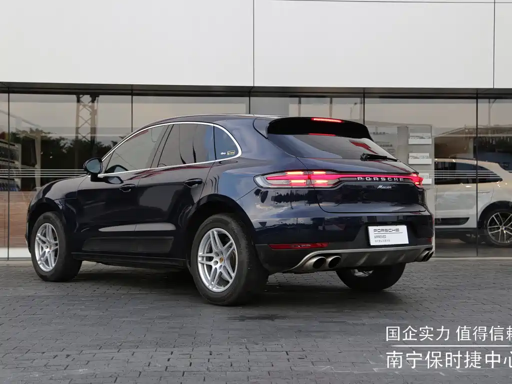 Porsche Macan — миниатюра 5