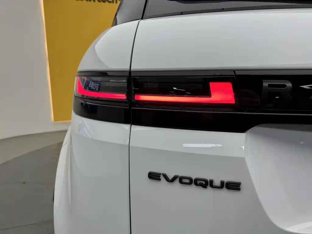 Land Rover Evoque — миниатюра 9