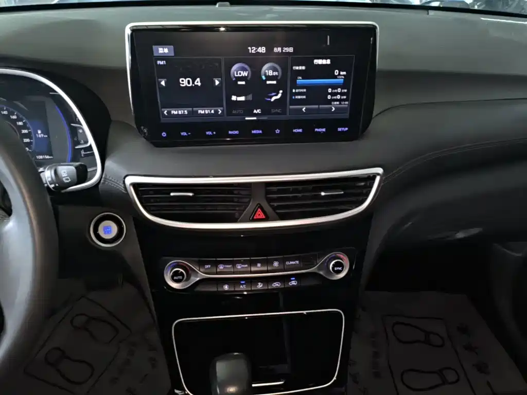 Hyundai Tucson — миниатюра 13