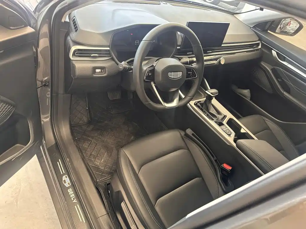 Geely Emgrand — миниатюра 7