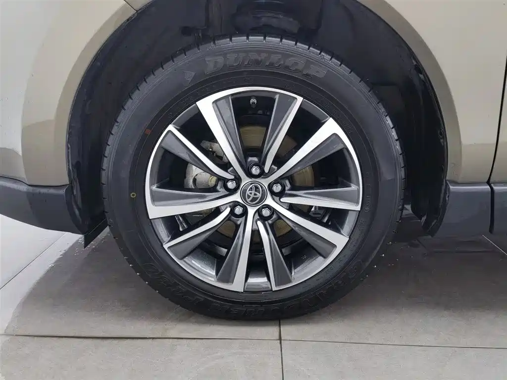 TOYOTA LING FANG HARRIER