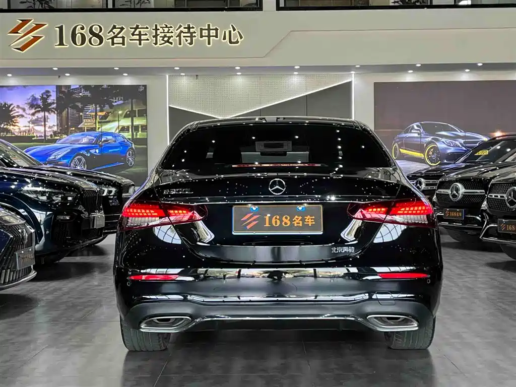 MERCEDES-BENZ E CLASS