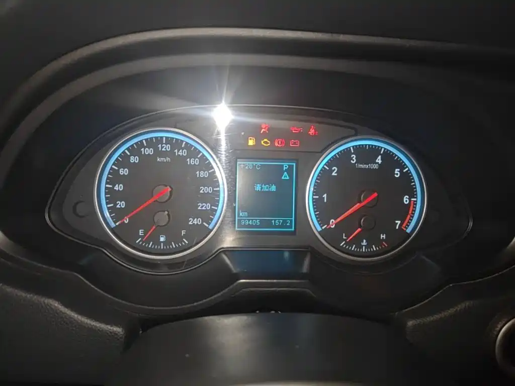 Zhonghua V5 — миниатюра 12