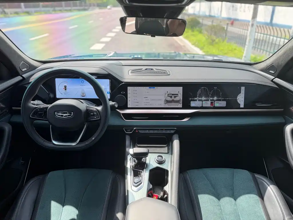 Geely Monjaro L 2021 2.0TD AT Luxury