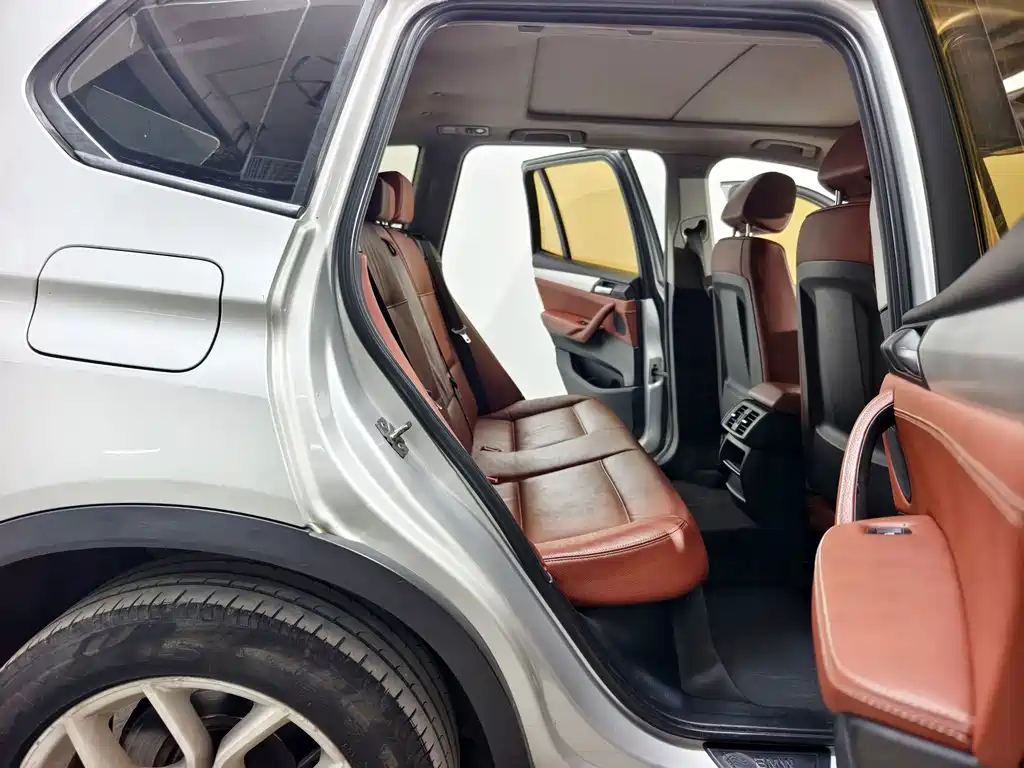 BMW X3 (Import) — миниатюра 16