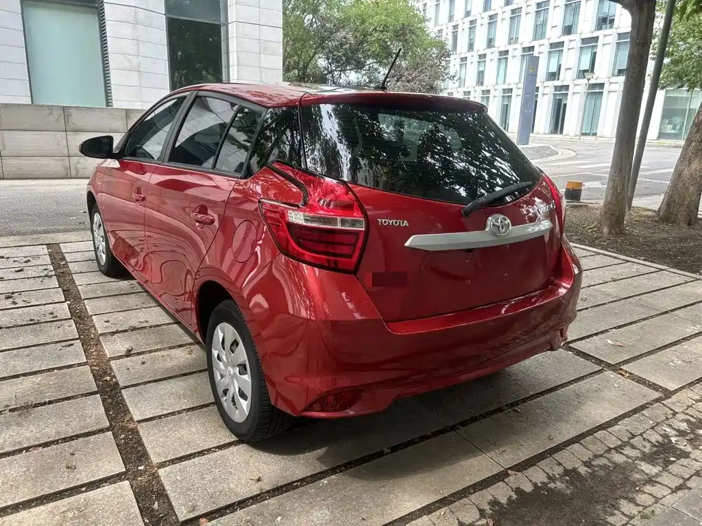 Toyota Vios FS — миниатюра 6