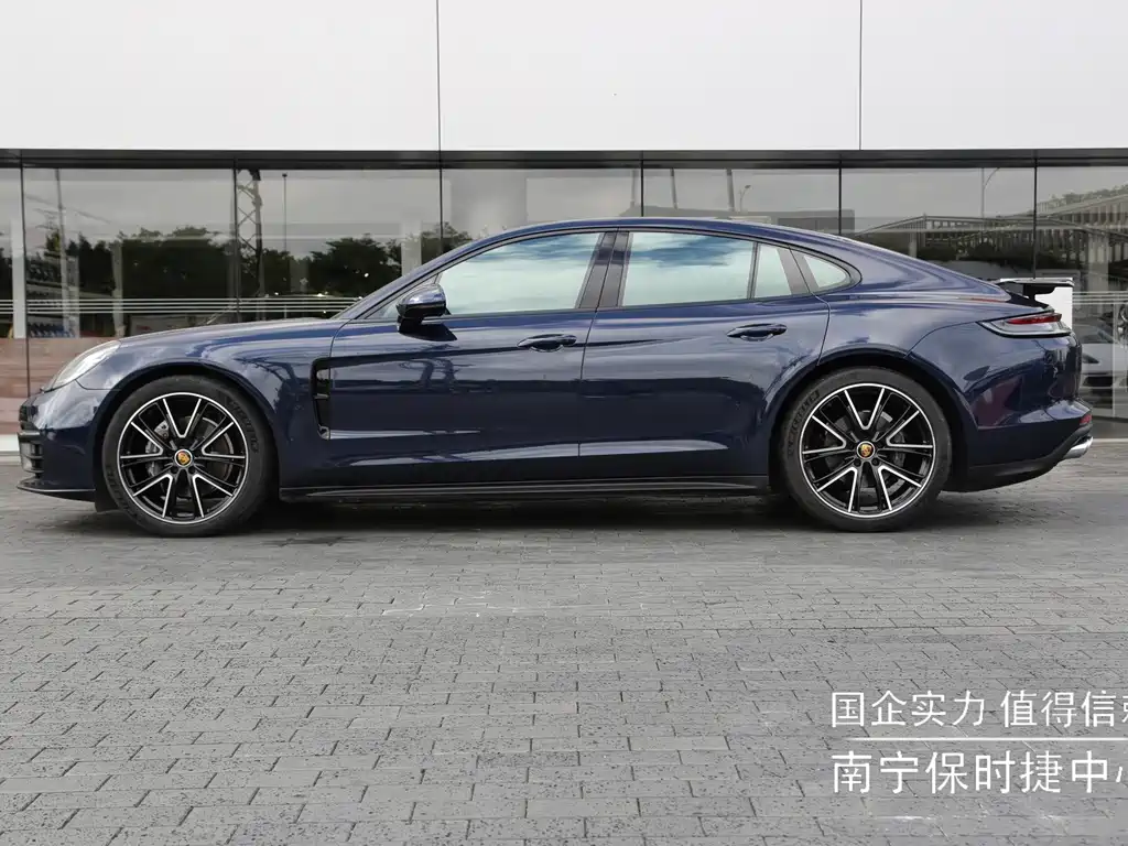 Porsche Panamera — миниатюра 7